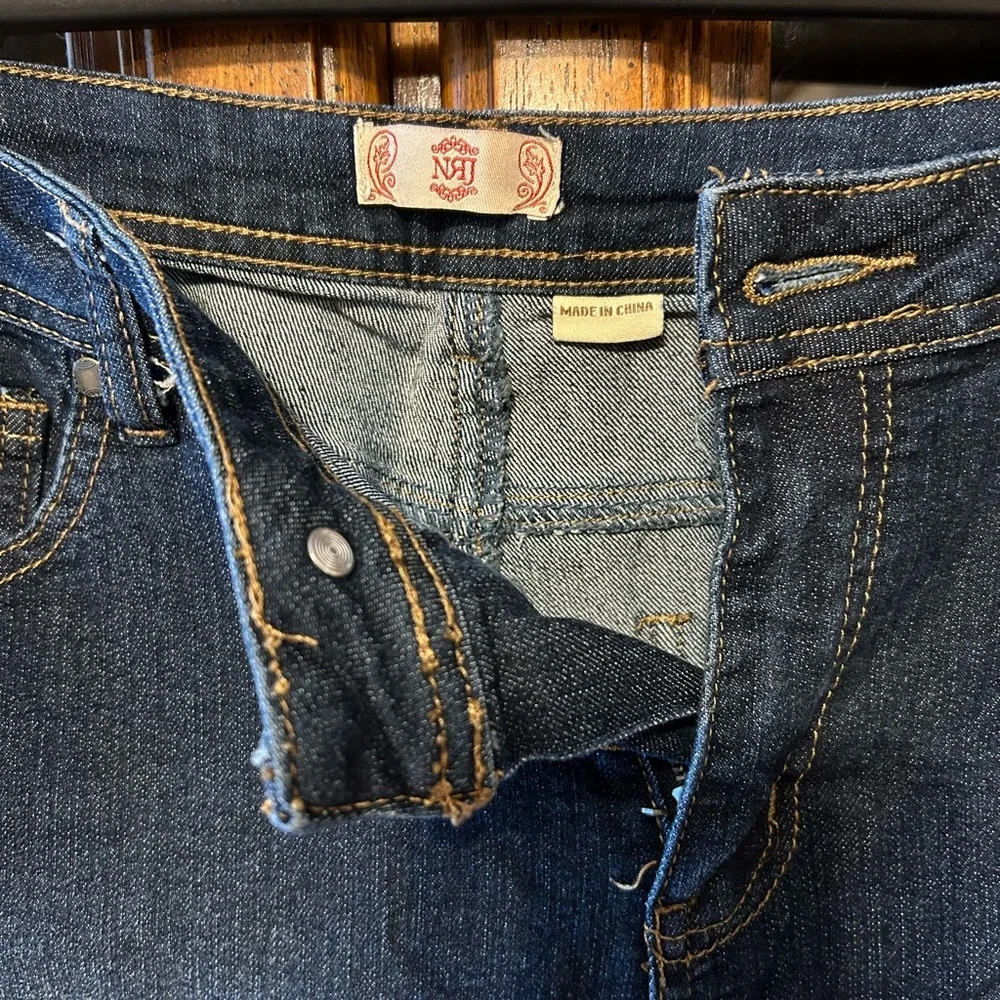 Capris - Picture 2 of 3